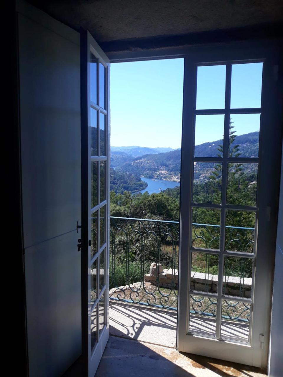 Quinta De Aguia - Non-Smoking Property Hotel Sao Lourenco do Douro Luaran gambar